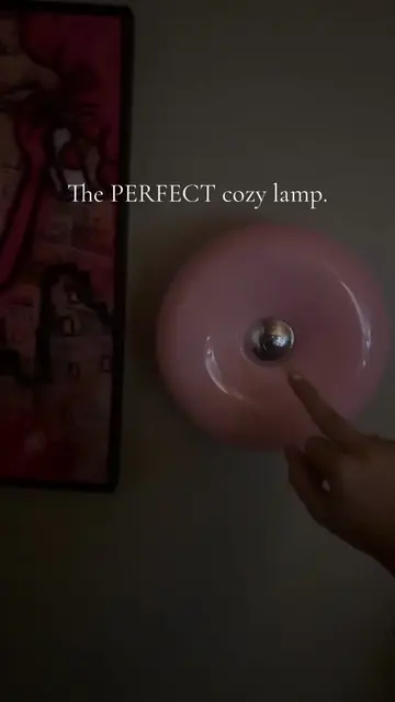 This lamp is perfect for any room💗 #roomdecor #lamps #roomdesign #cozy 