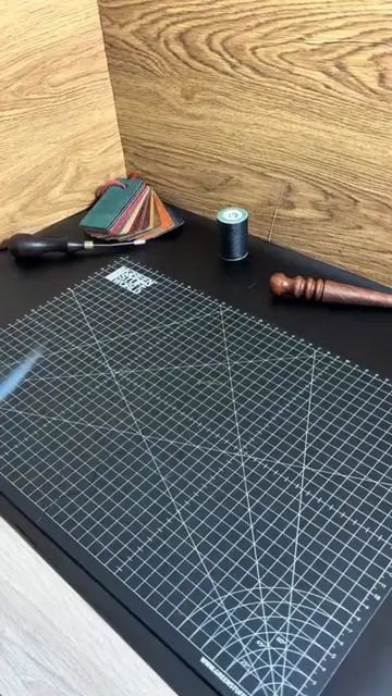 The Complete Process of Making a Leather Wallet 👜 #leather #handmade #LeatherWo