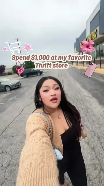 Be prepared to spend all day and all your money here 🛒💗 #thriftfinds #thriftwi
