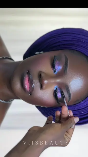 Eyeshadow tutorial ✨💜 Here’s the eyeshadow tutorial from my previous look. Crea