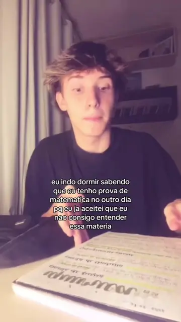 Quando a questão parece impossível, mas o Sovi divide tudo em passos simples 😭�
