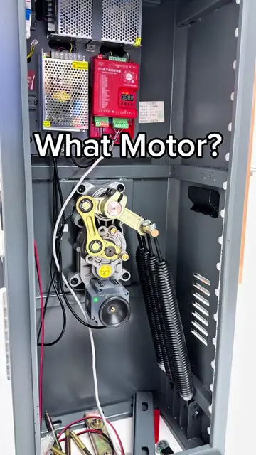 Ever wondered what’s inside a barrier gate? 👀⚙️ This motor mechanism is the pow