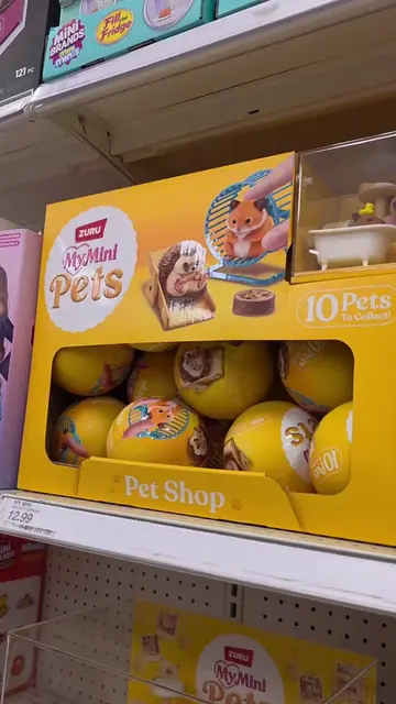 Just two from @minibrands My Mini Pets for now, looking for the hamster and capy