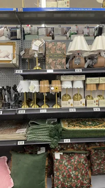 Ummmm hello @Walmart 😍💙 #walmarthomedecor #walmartfinds #homedecor 