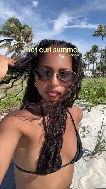 curls are thriving this summer 🐚✨ with the help of @TRESemmé bouncy curls colle