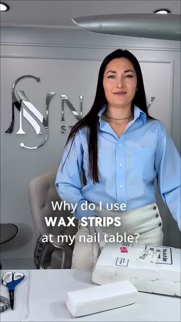 Not all lint-free wipes are actually lint-free. 😅 After trying so many differen