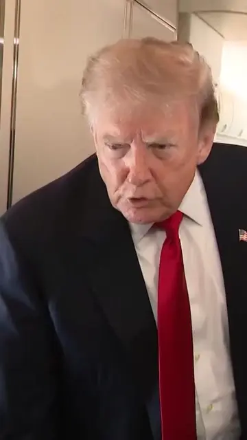 Trump afirma que a EE. UU. le quedan suficientes municiones para combatir a Irán