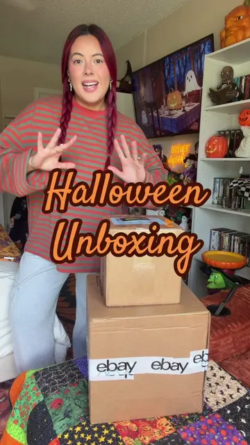 Two new spooky goodies!!!👀🎃✨ #halloween #unboxing #spookyseason #ebay #scentsy