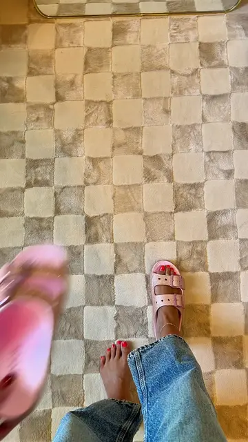 @Crocs  #crocs #crocssandals  #sandals #kidscrocs #sandalsforwomen 