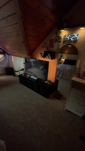 don’t even know what to do atp #techtok #roomtransformation #GamingSetup #room #