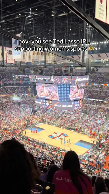 We’re calling it biscuits with the ballers 🏀 @Apple TV #tedlasso #WNBA #allstar