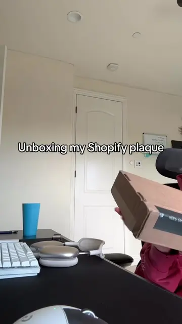 Unreal moment in my life #shopify #motivation 