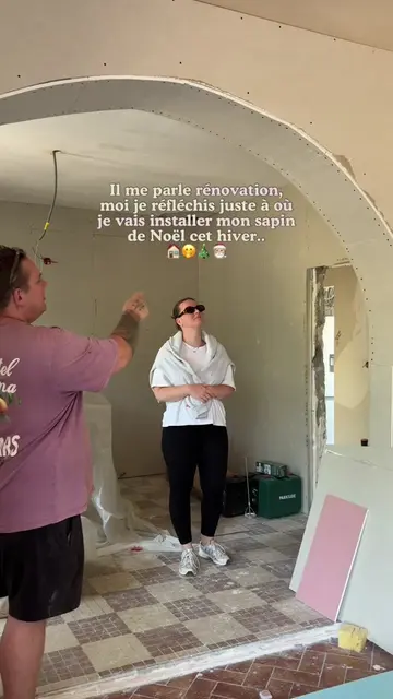 Disons qu’on a pas les mêmes priorités .. 👀🤭 #christmas #humour #renovation #t