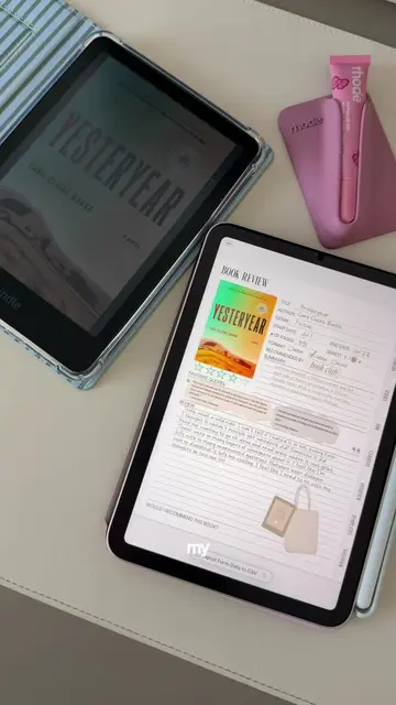 Update my reading journal on my iPad mini with me! ✍🏼I… have no words on this o