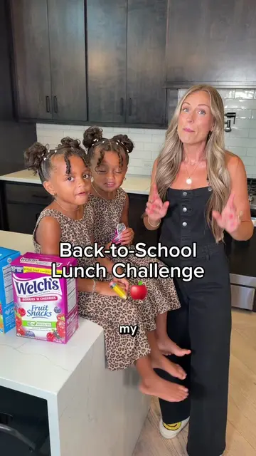Whose lunch are you taking?! 😂🍇 Team Mom, Team Lilly, or Team Londyn? One thin