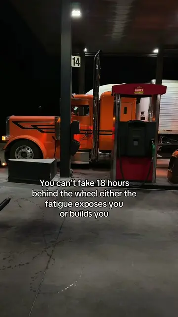 Did you see my two burritos?🫣 ##orangecrush##peterbilt389##peterbilt##cdl##truc