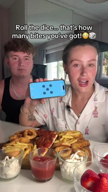 🎲 The dice decides how many bites we get to finish each food!🤣😱What shall we 