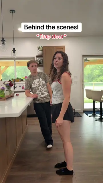 Behind the scenes  🤣