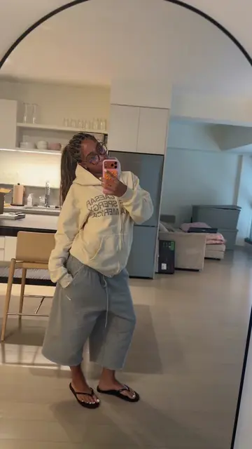 In honor of Faye opening for Daniel yesterday 💋 #fit #outfit #danielcaesar  