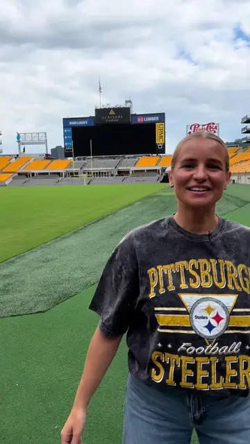 HERE WE GO!! NFeLementary™  touches down in Steel City 💛🖤✏️🏈 #yinz @Pittsburg