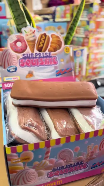 Ice cream sandwich #viralvideo #fypシ゚viral #toytimela #squishy #blowthisup 