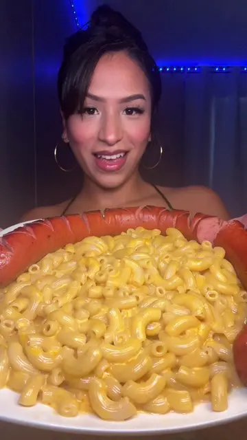 I keep getting compared to these celebrities 😭❤️ #mukbang #mukbangvideo #mukban