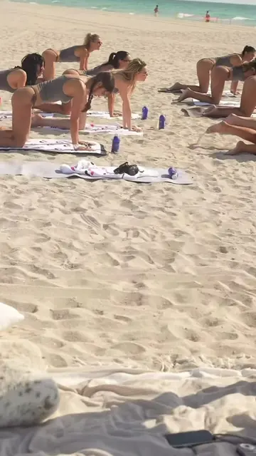 group exercises on the beach 🏖️  #beach #exercise #funny #bikini 