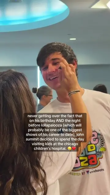 @john summit has a heart of gold. most precious human ever 🥲❤️ #johnsummit #lol