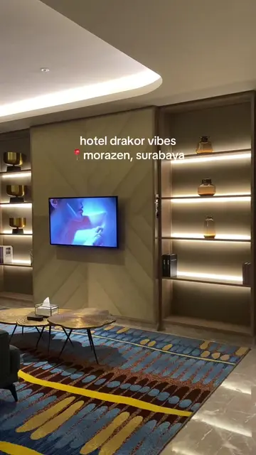 📍morazen hotel, surabaya pertama kali liat suite grand royal room-nya langsung 