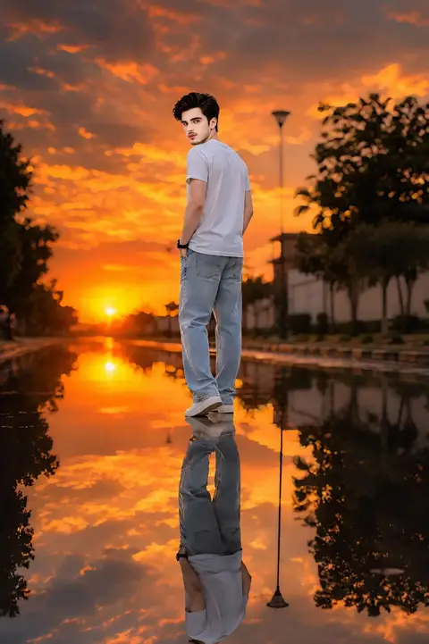 Tutorial edit di GEMINI ΑΙ 🫵 1. buka aplikasi Gemini📲 2. Masukan foto kamu   �