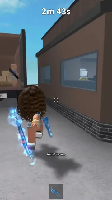 DOES ANYBODY ELSE HAVE THIS PROBLEM IN MM2?! i mean its not really a problem mor