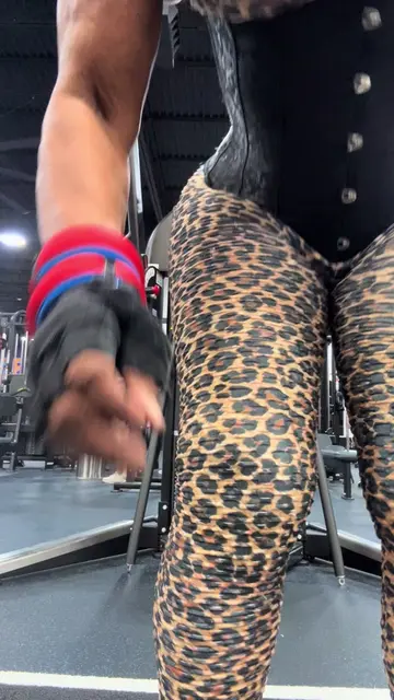 BICEPS MOMENT WITH LATS MOTIONS  #lifequotes #Lifestyle #fypシ #fypシ゚viral #fyp  