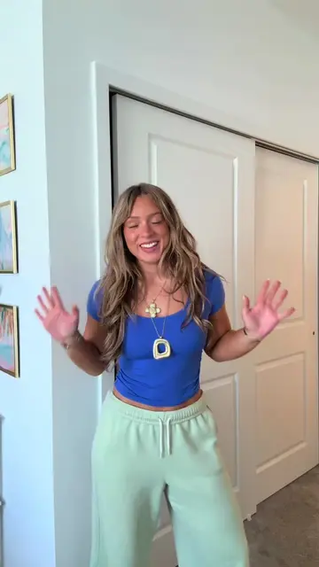 i’ve been saying i need to clean out my closet forever…so i’m finally doing it �