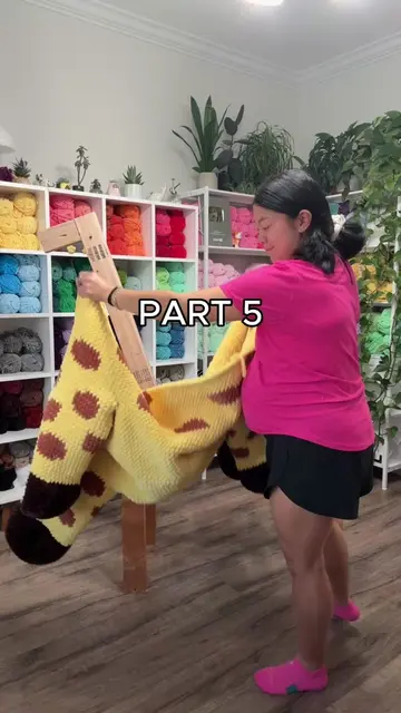 Part 5 of crocheting a life-size baby giraffe for my son’s nursery! 🦒🌱 The bod