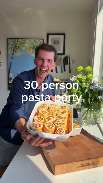 pasta picnic for 30 friends 🍝🧺 recipes will be up for free on my substack tomo