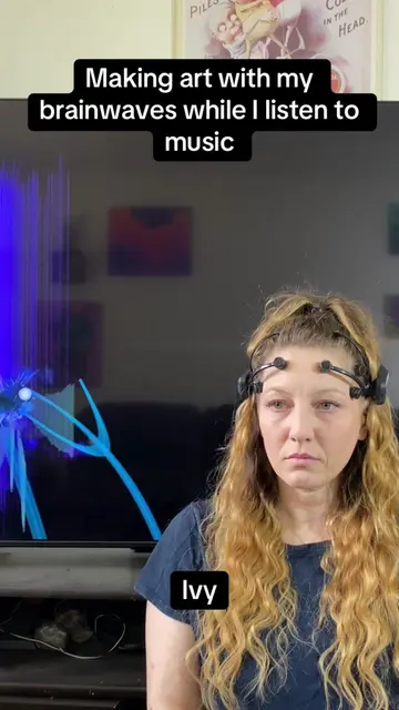 I developed software that makes art from my brainwaves while I listen to music t
