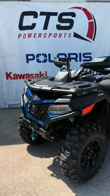 🔥 Midnight Blue just hits different. 😮‍💨 The CFMOTO CForce 600 Touring is bui