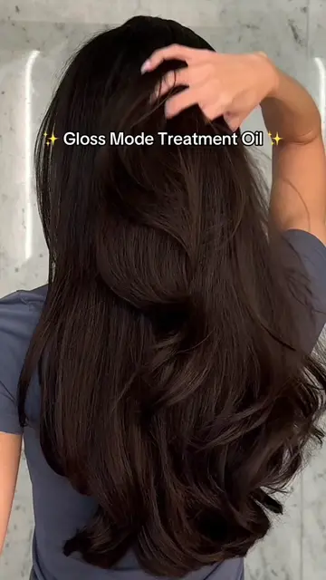 ✨ soft, silky, protected ✨ Gloss Mode Treatment Oil helps to reduce breakage by 