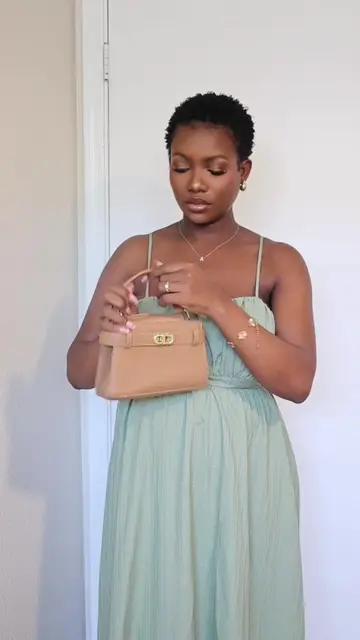 🥳Download the SHEIN App to check out these amazing stores and unlock the latest