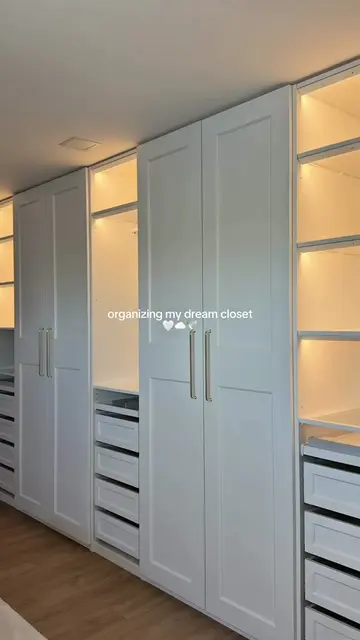 organizing my new closet 🤍 #closettour #ikeapax #walkincloset #closetorganizati