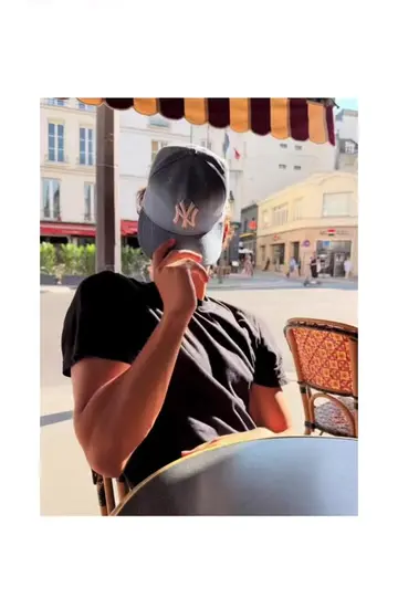backwards cap is so hot #backwardscap #backwardshat #fyp #foryoupage #viralvideo