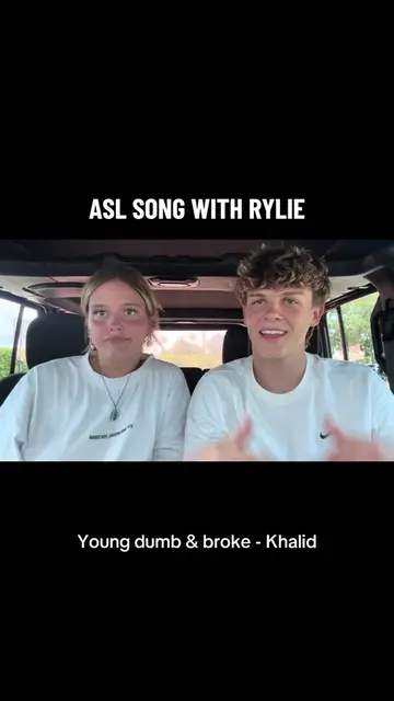 Music vid with Rylie!! #asl #signlanguage #teach #gf #viral 
