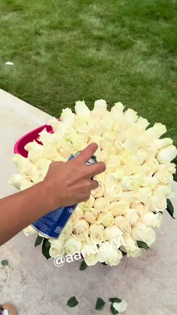 Ramo buchón 🌹 #ramobuchon #100roses #mamaemprendedora #ramoderosas #rosebouquet