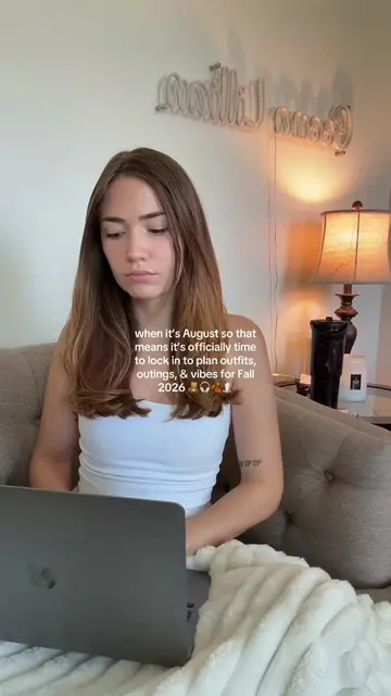 FALL CONTNET IS COMING BESTIES 🍂🎧🧸🕯️ when it’s August so that means it’s off