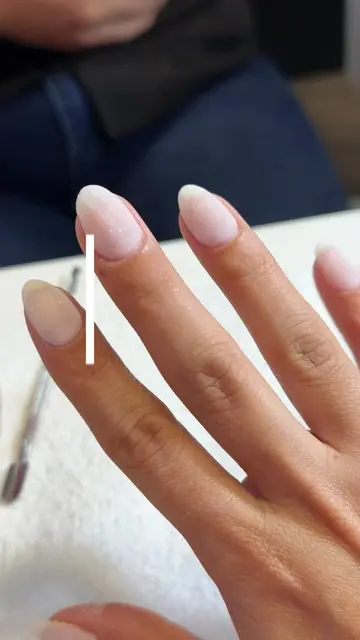 Si queres andar tus uñas arregladas, sanas y fuertes: el dipping powder ha sido 