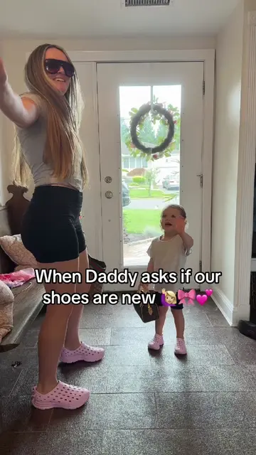 Twinning with my mini 🎀💕 #daughter #shoes #twins 