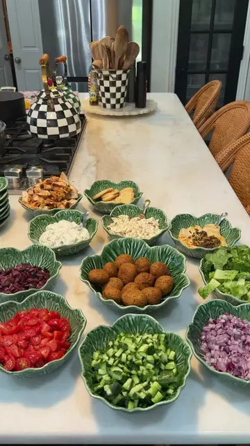 Greek Rice Bowl Ingredients For the Chicken 6 chicken breasts 5.3 oz plain Greek