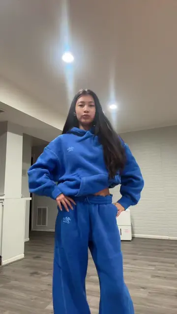 comfy sweat set from @aelfriceden_official use code myl15 💙💙 #sweatset #dances