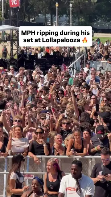 @MPH UK went off during his set at the Perry’s stage at Lollapalooza 🤯 📍 @Loll