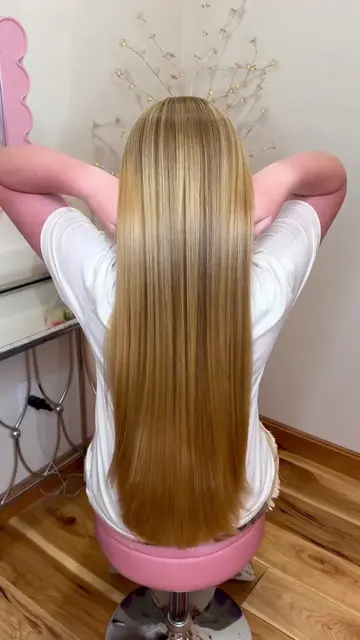 The secret behind all the hairstyles you see here? A good wash day routine 🎀 Wi